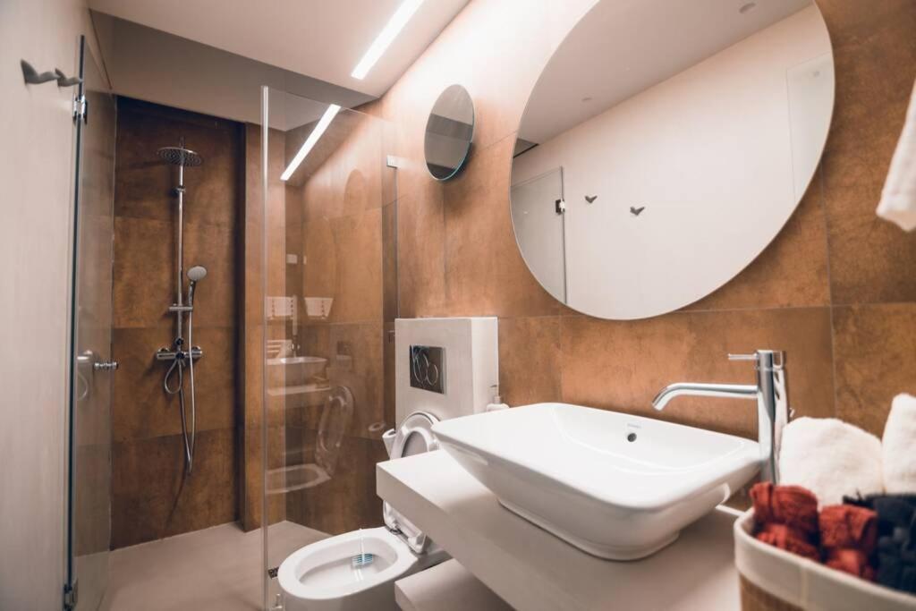Gk Apartment, Suite 雅典 外观 照片
